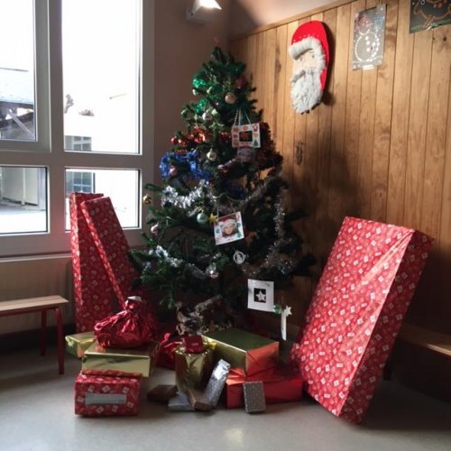 Le Père Noël Est Passé à Lécole Suivre Lactualité De Lécole Sainte Anne 